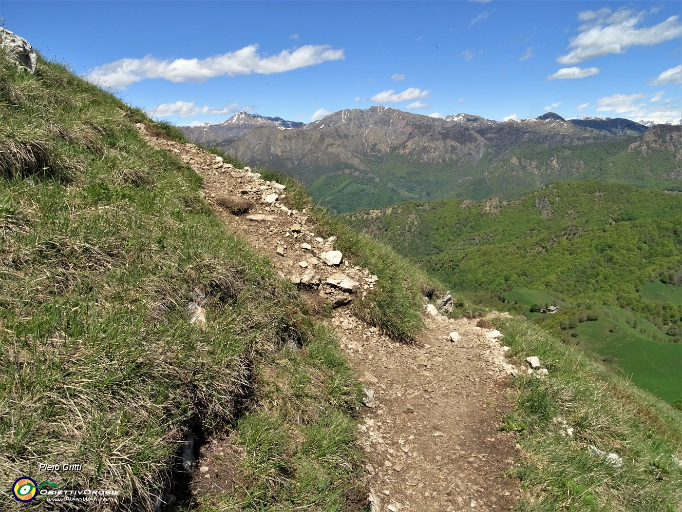 83 E qui chiudiamo l'anello della cima del Due Mani.JPG